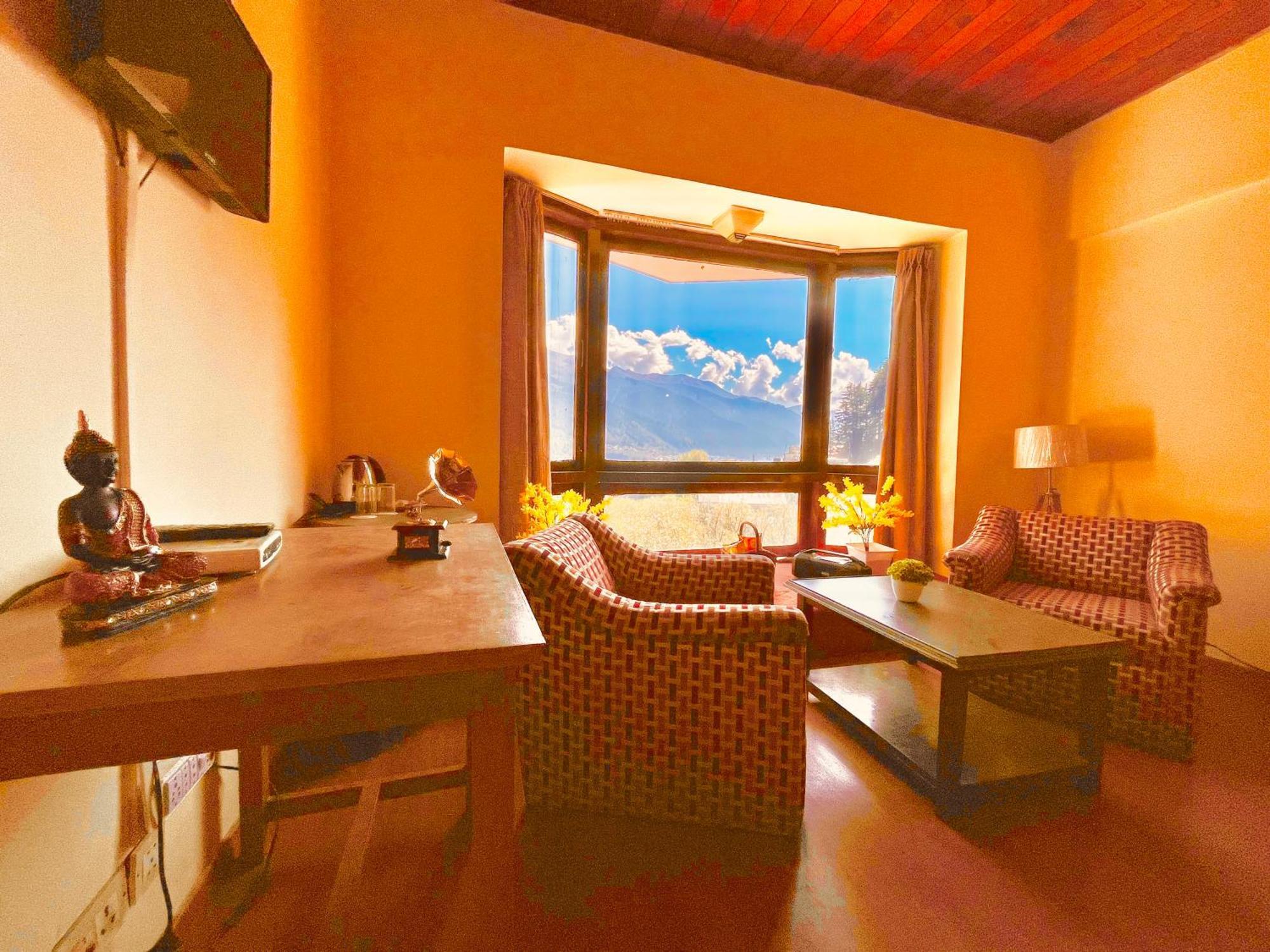 Sagar Resort !! Mountain View ! Luxury Stay ! Family Resort ! Private Parking ! Near Mall Road 마날리 외부 사진