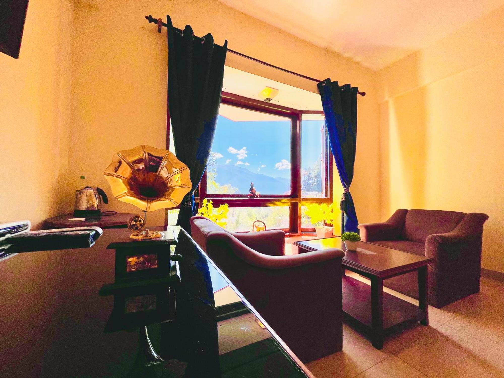 Sagar Resort !! Mountain View ! Luxury Stay ! Family Resort ! Private Parking ! Near Mall Road 마날리 외부 사진