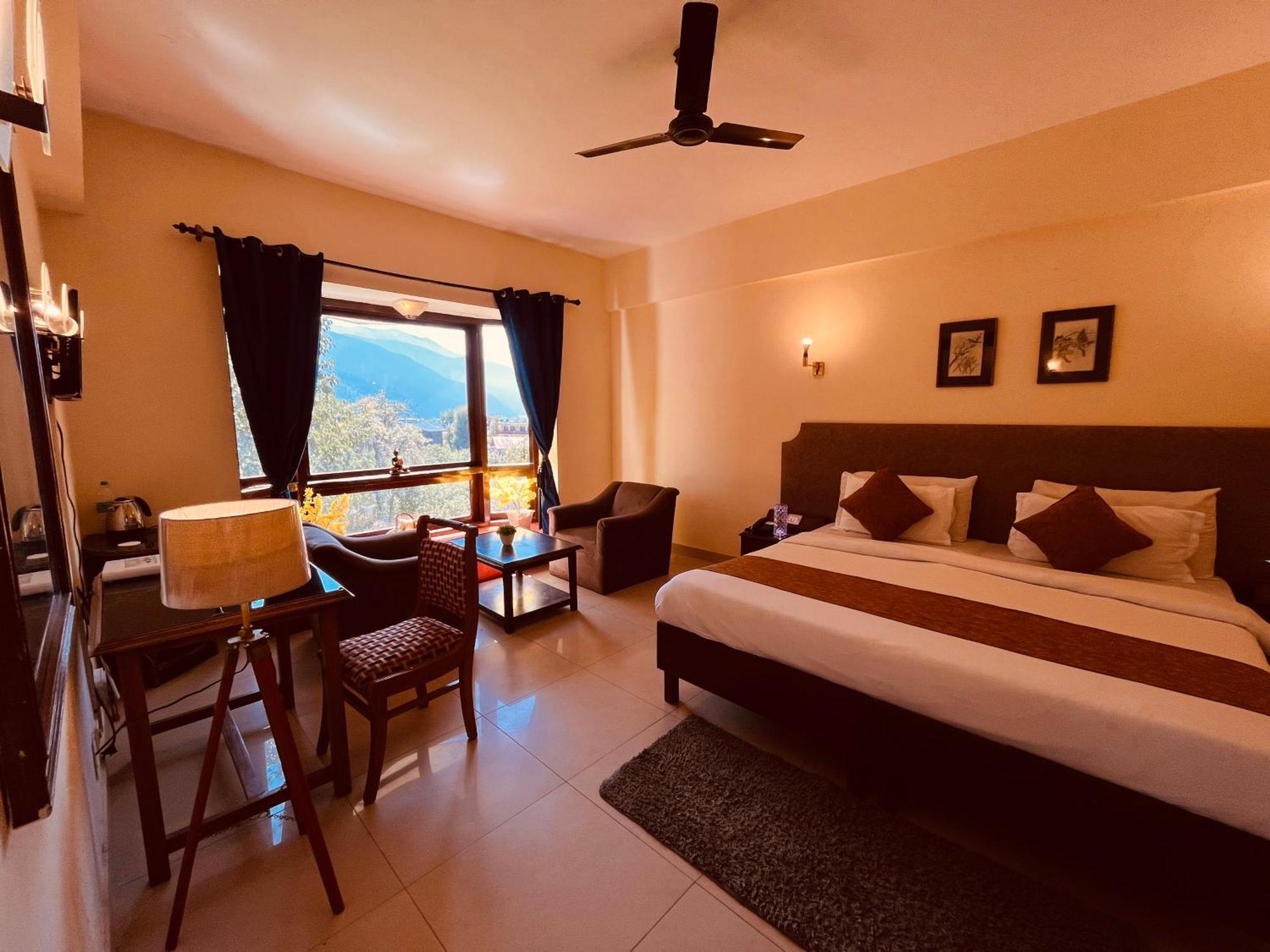 Sagar Resort !! Mountain View ! Luxury Stay ! Family Resort ! Private Parking ! Near Mall Road 마날리 외부 사진