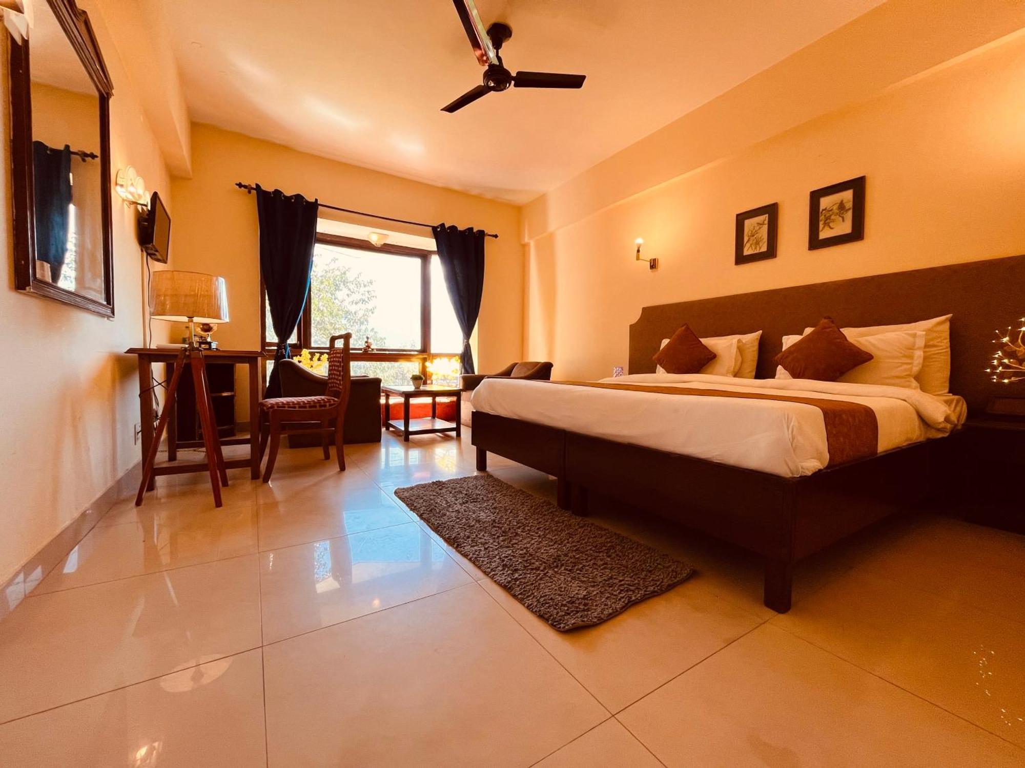 Sagar Resort !! Mountain View ! Luxury Stay ! Family Resort ! Private Parking ! Near Mall Road 마날리 외부 사진