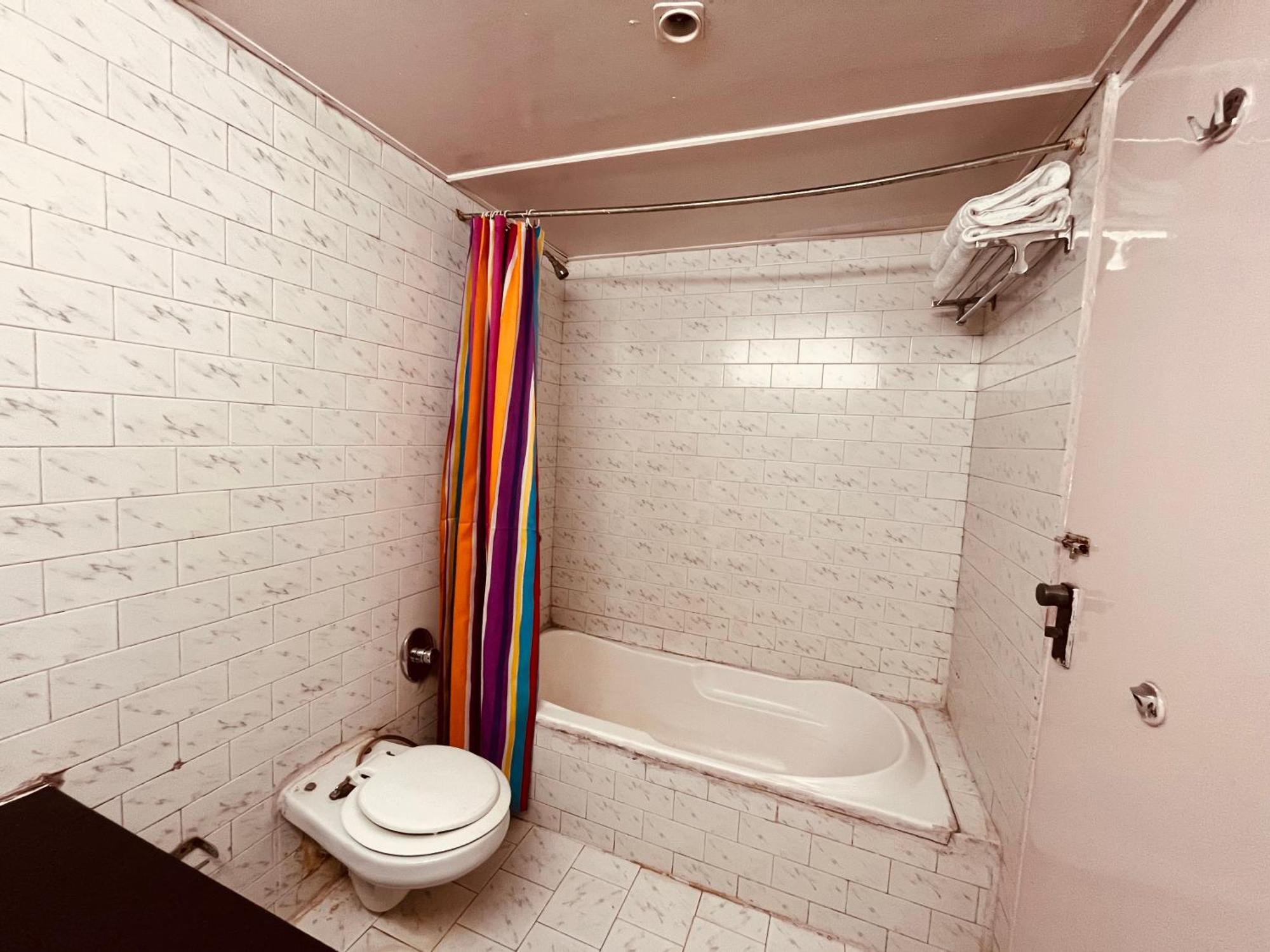 Sagar Resort !! Mountain View ! Luxury Stay ! Family Resort ! Private Parking ! Near Mall Road 마날리 외부 사진